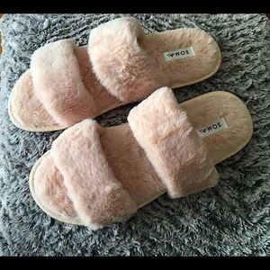 NEW! Super Soft Pink Double Strap Slide Slippers🌸